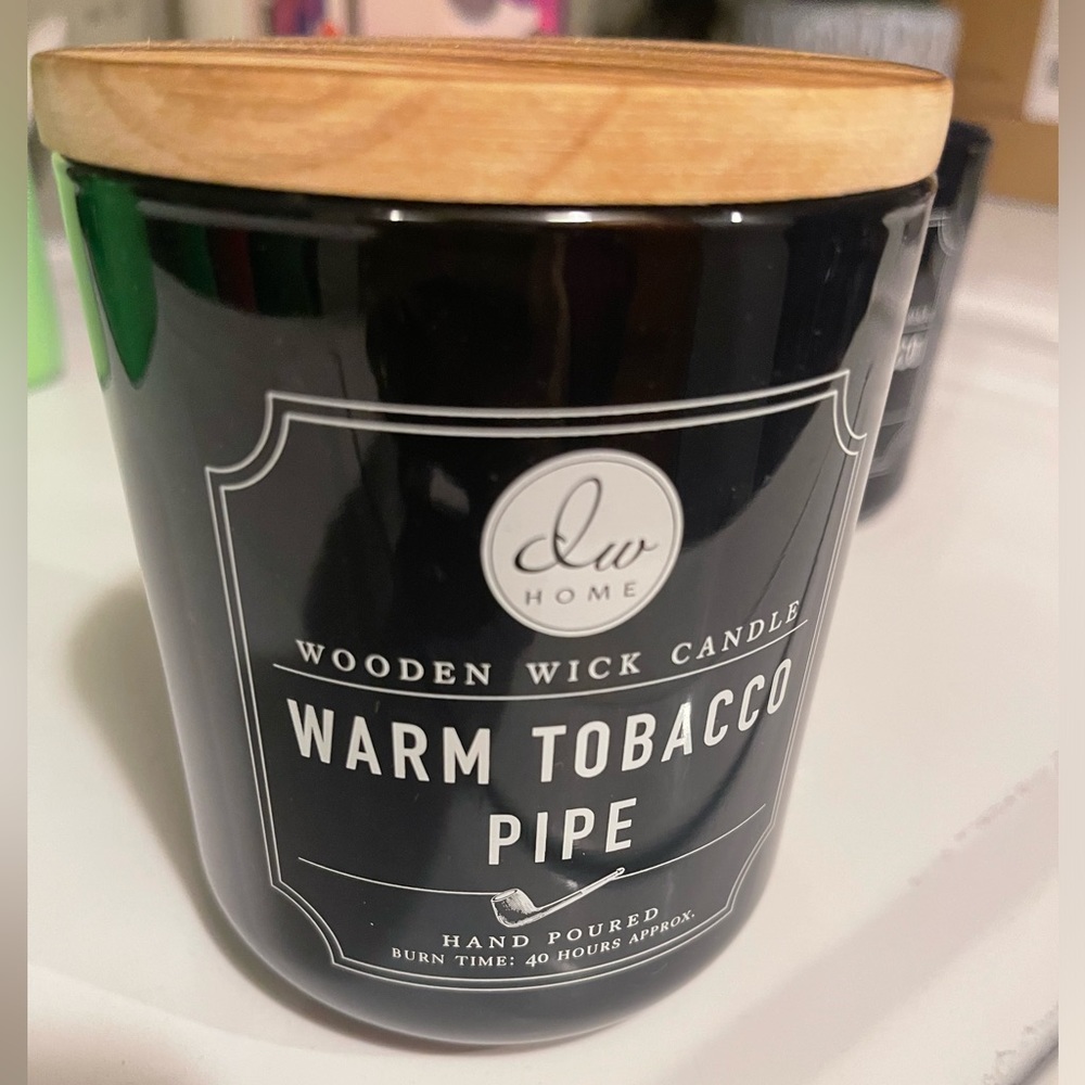 DW Home Wooden Wick Candle, Warm Tobacco Pipe (11.5 oz) 40 Hour